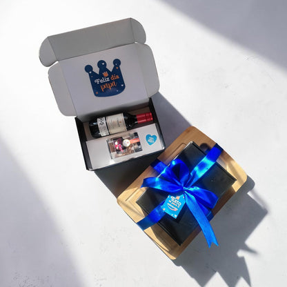 Regalo Día del Padre – Tabla de Madera Personalizada, Pebre Seco Gourmet y Vino Individual
