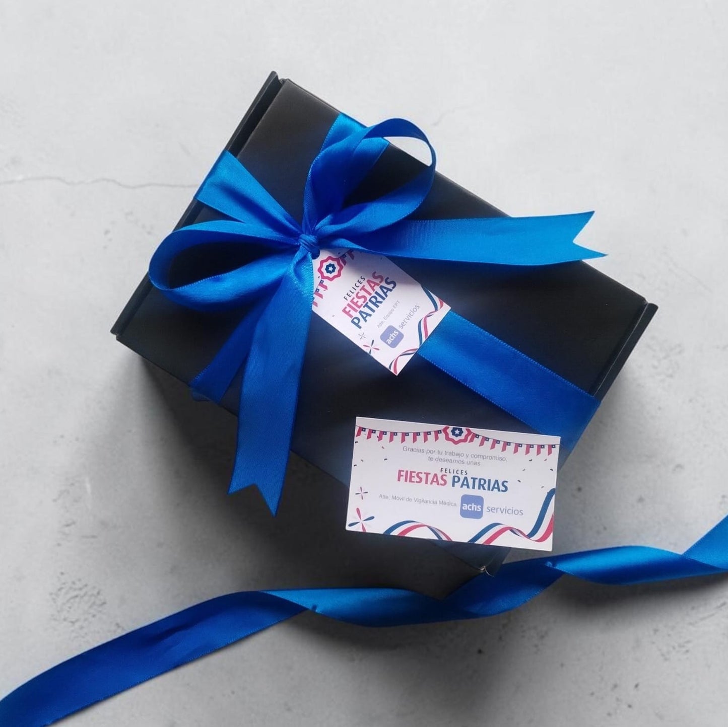 Box Gourmet Fiestas Patrias Clásico | Queso Ahumado, Mix Premium y Chocolate