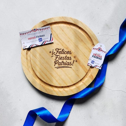 Box Gourmet Fiestas Patrias Reserva | Tabla Grabada, Mix Premium y Chocolate
